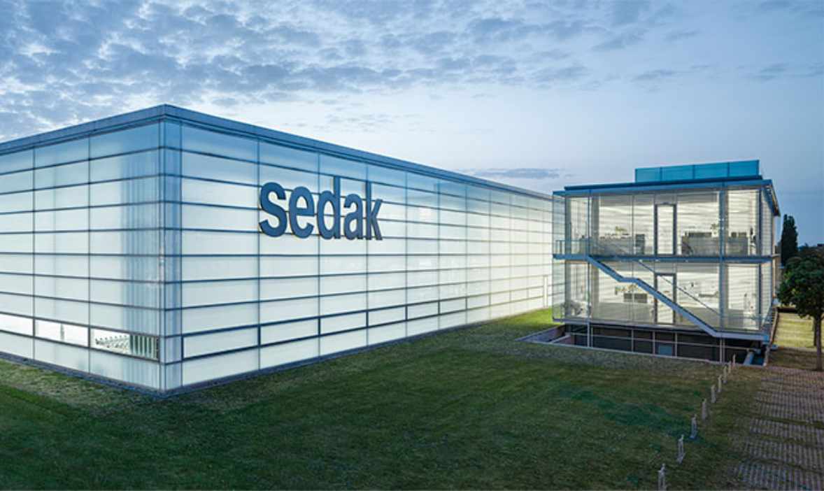 sedak invests in a new insulating glass production line