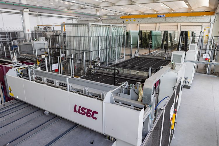 Finstral and LiSEC A partnership for sustainable innovation and dependable window production 